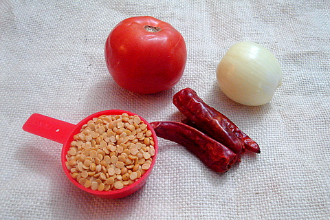 Ingredients for paruppu kuzhambhu